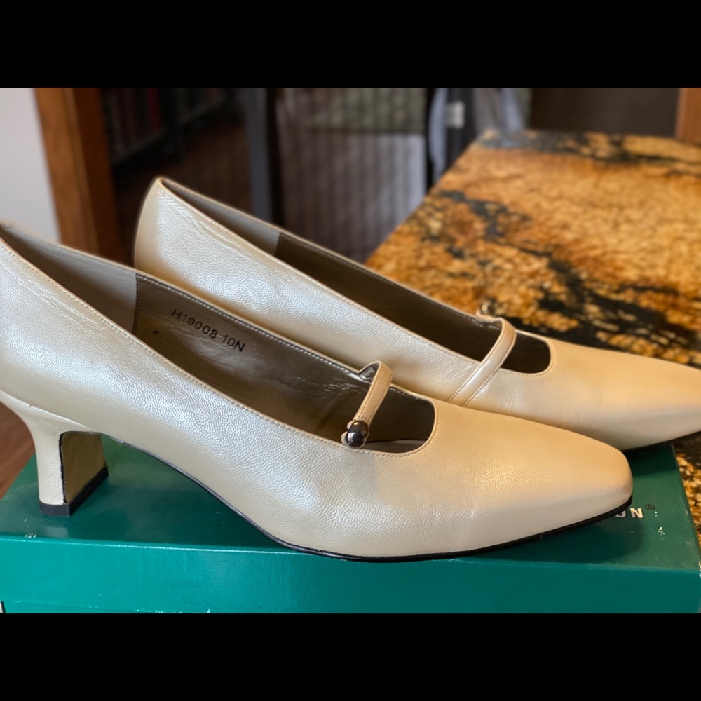 Ros Hommerson pumps, Pearl, 10N